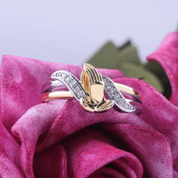 New Two Tone 925 Silver Beautiful Prayer Hands Diamond Ring - Picture 3 of 6